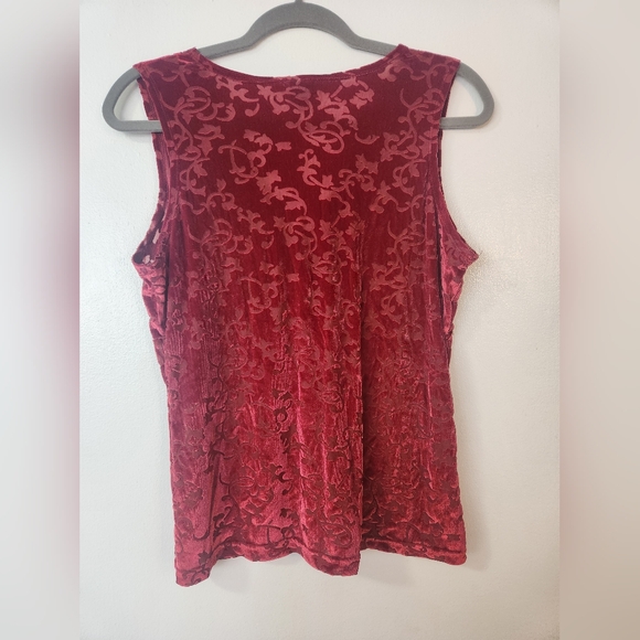 Reitmans vintage velvet sleeveless blouse - Picture 4 of 5